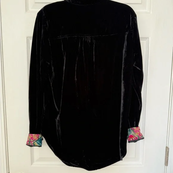 Natural Life Black Velvet with Floral Patterned accent button down top - Picture 6 of 8
